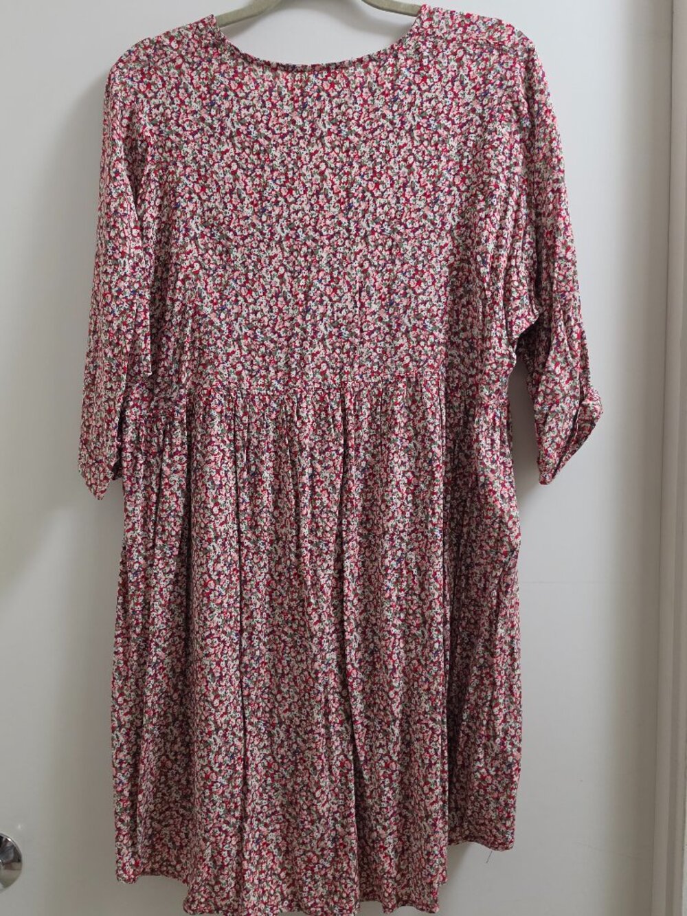 NATURAL LIFE Stella V-Neck Dress - Pink Ditsy Babydoll / Mini Dress - Picture 3 of 8